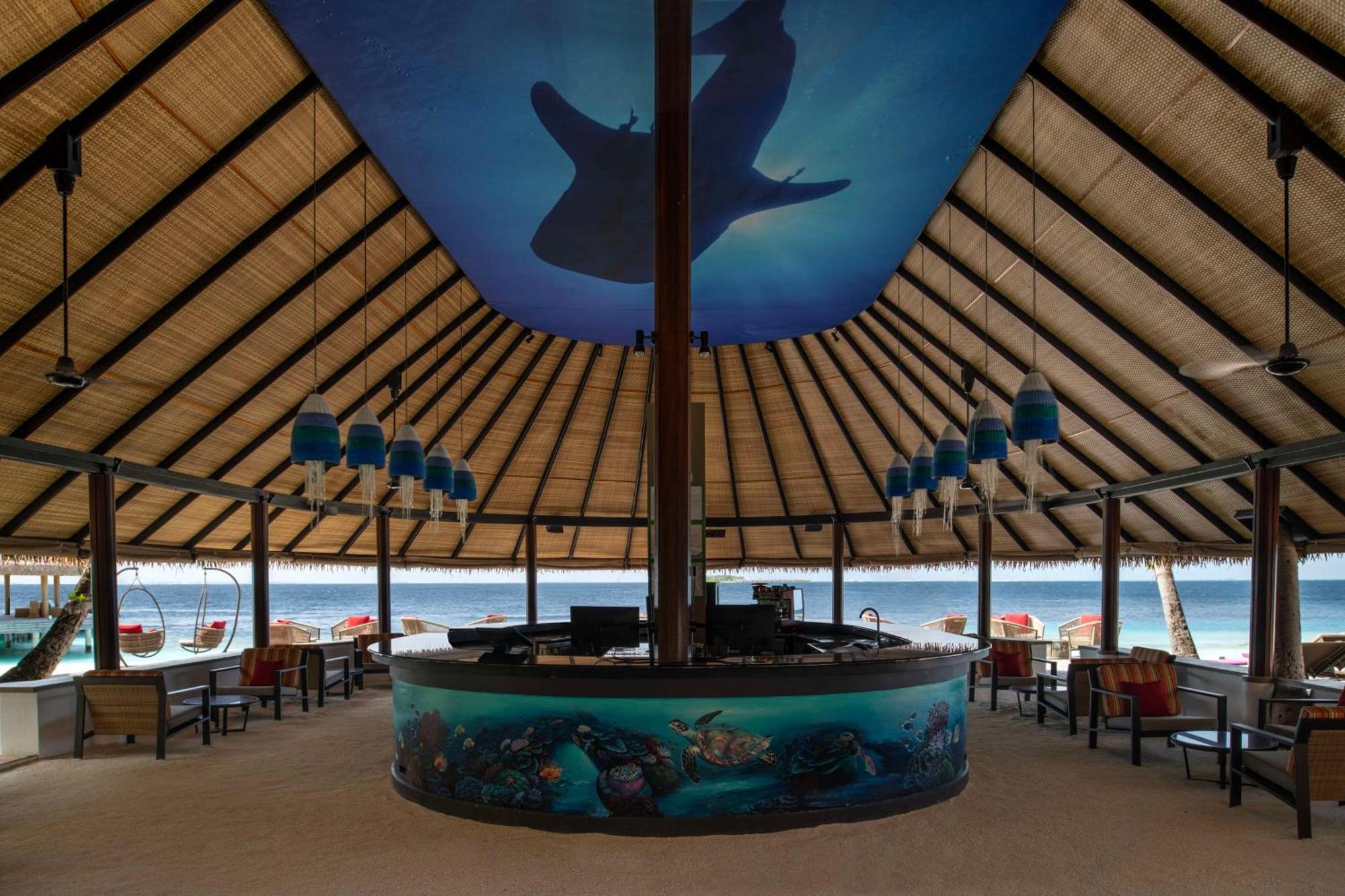 Dhawa Ihuru - With Free Transport Resort 5*
